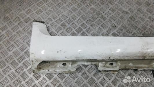 Накладка на порог volvo C30 1 (93N22GZ01)