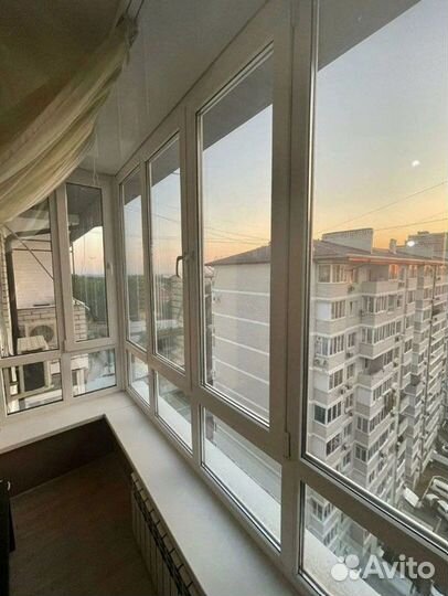 Пластиковые окна двери лоджии