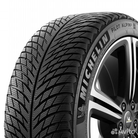 Michelin Pilot Alpin 5 245/40 R18 97V