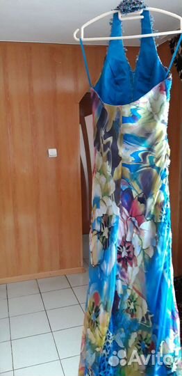 Вечернее платье