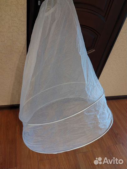 Подъюбники пышные