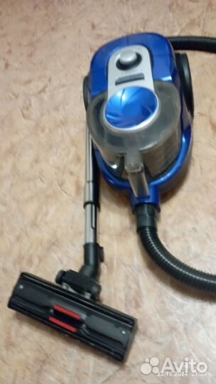 Продам пылесос rombica