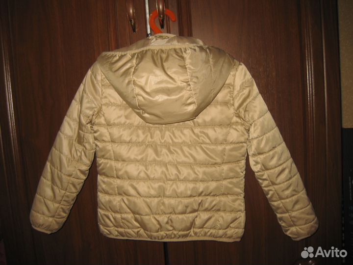 Куртка на девочку