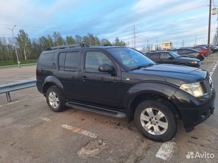 Nissan Pathfinder 2.5 AT, 2005, 332 000 км