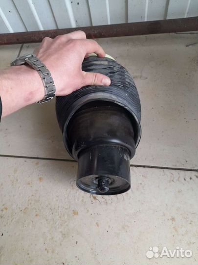 Пневмобалон задней подвески prado 120 / gx 470