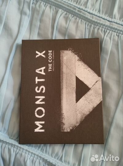 Официальный музыкальный альбом Monsta X - The Code