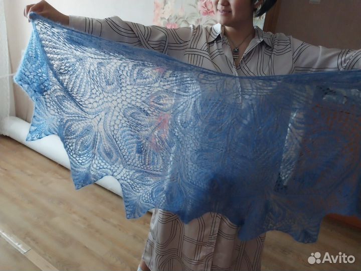 Шаль ручной работы