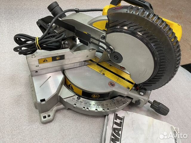 Торцовочная пила dewalt dws713 купить в Москве | Товары для дома и дачи ...
