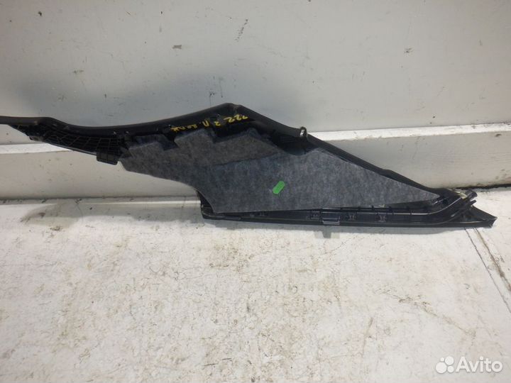 Обшивка стойки Мерседес