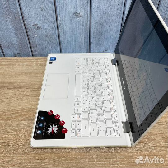 Ноутбук Lenovo Yoga