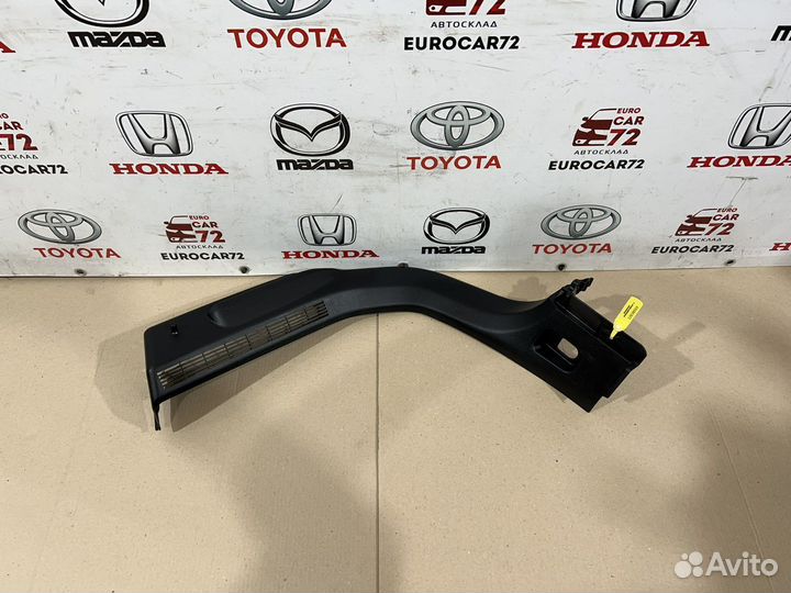 Обшивка багажника правая Mazda 3 BM(BN) 2013-2019