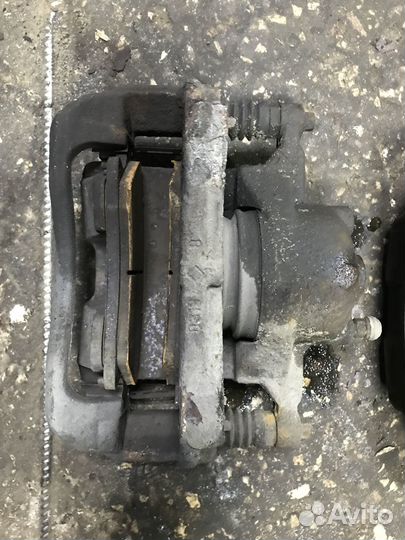 Передний суппорт Opel Astra J