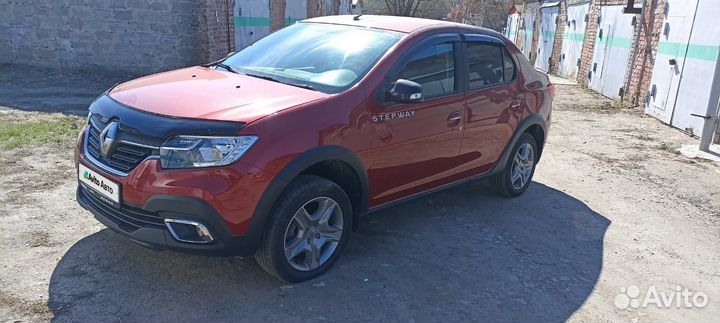 Renault Logan Stepway 1.6 CVT, 2018, 84 240 км