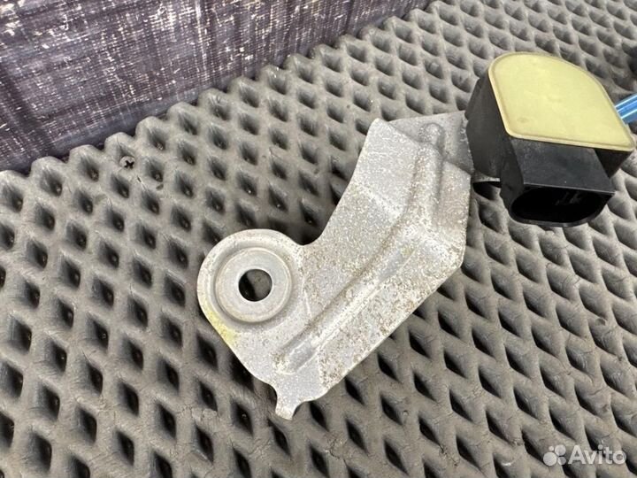 Датчик уровня подвески задний Audi A4 B6 AMB 2004