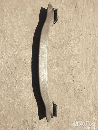 Усилитель бампера задний audi A8 D3 quattro