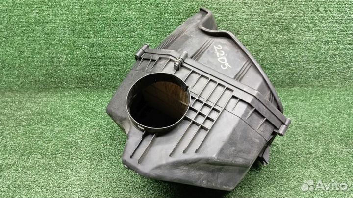 Корпус воздушного фильтра Bmw 5-Series