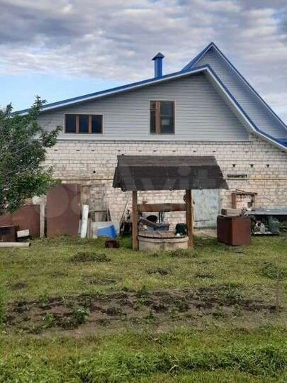 Дом 200 м² на участке 20 сот.