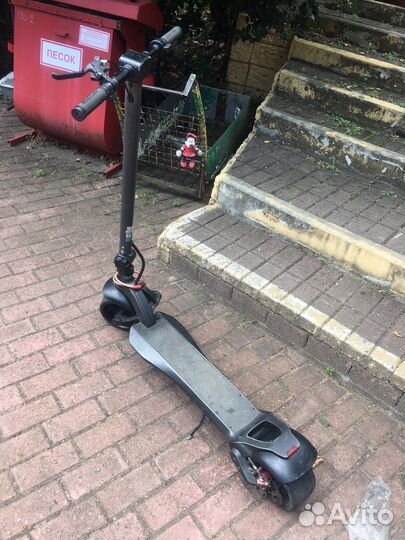 Электросамокат WideWheel Mercane