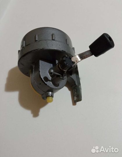 Катушка рыболовная СССР