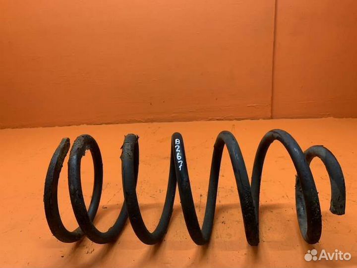 Пружина подвески задняя Toyota Fj Cruiser 4.0 2008