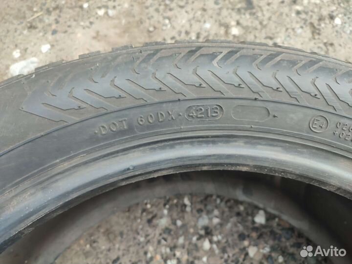 Nokian Tyres Hakkapeliitta 8 225/50 R17 98T