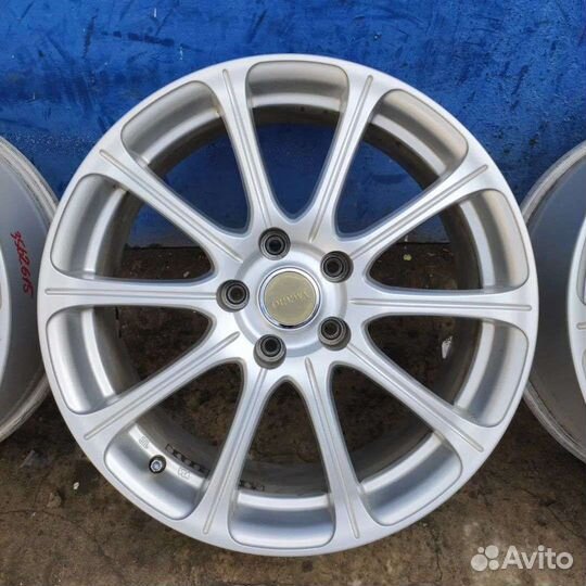 Bridgestone Vaggio R18; 114.3X5; 7.0J; +42