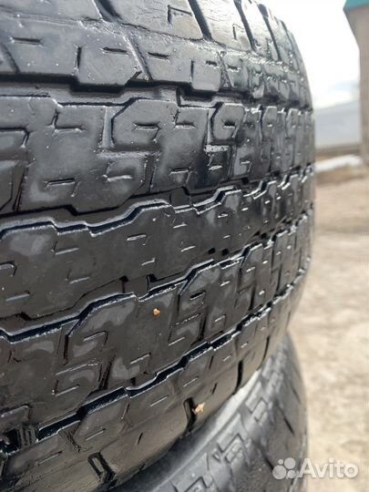 Bridgestone Dueler H/T 265/65 R17