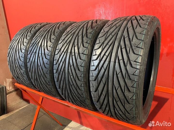 Triangle TR968 215/50 R17 98V