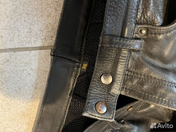 Кожаные брюки, мото