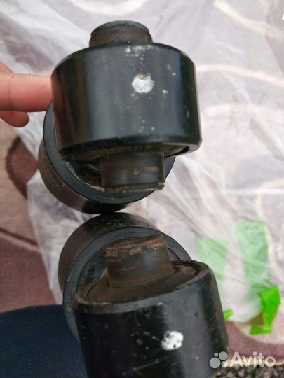 Задние стойки на Солярис