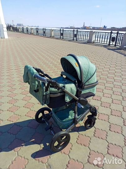 Коляска Luxmom 555 2в1