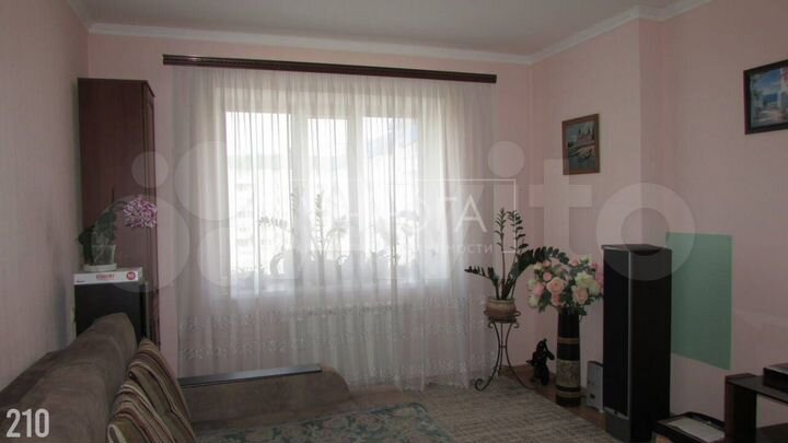 2-к. квартира, 68 м², 8/10 эт.