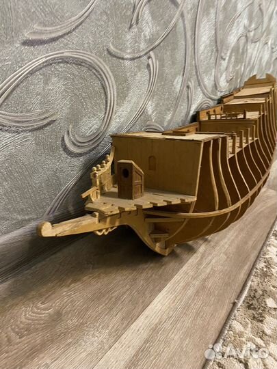 Модель корабля