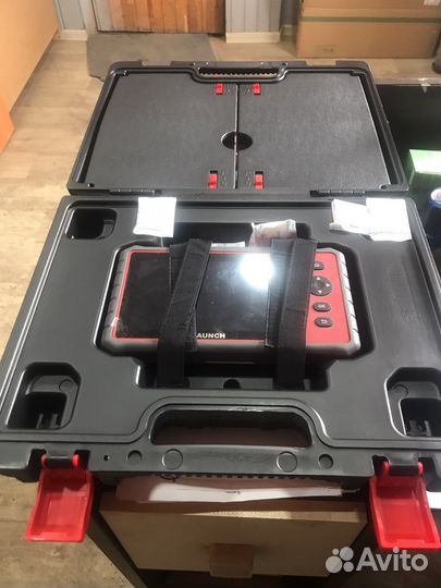 Диагностический сканер Launch crp909e