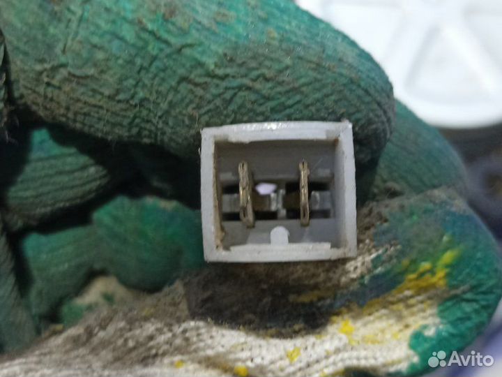 Передний левый стеклоподъемник Ваз Лада 2111