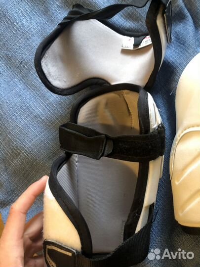 Налокотники хоккейные CCM 19K PRO NHL SR