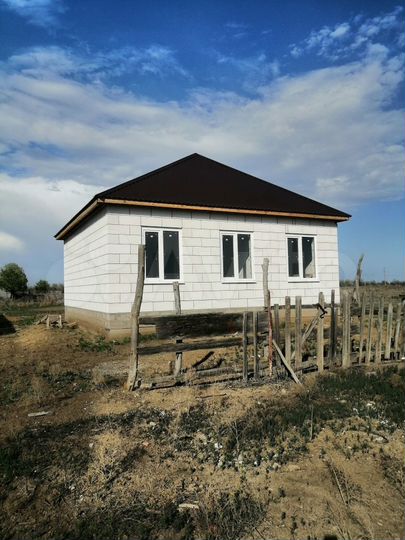 Дом 56 м² на участке 12 сот.