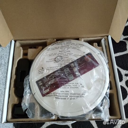 Робот пылесос polaris iq home