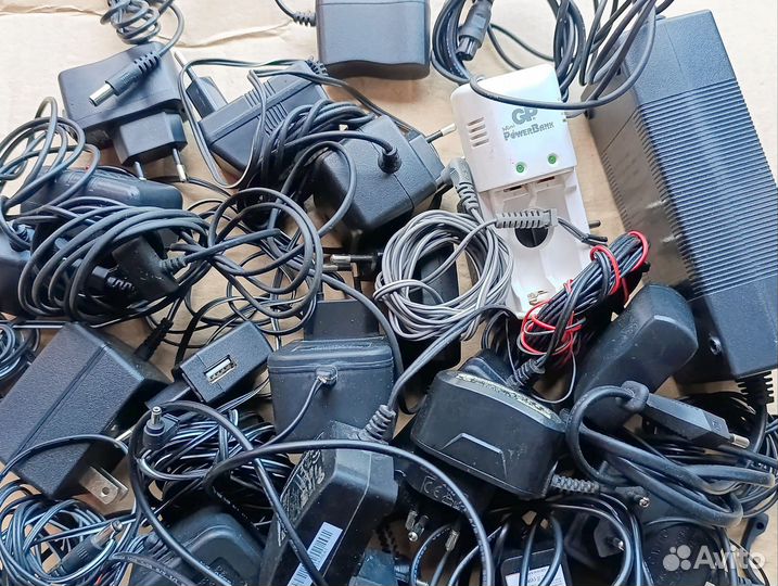 Блоки питания / зарядные устройства