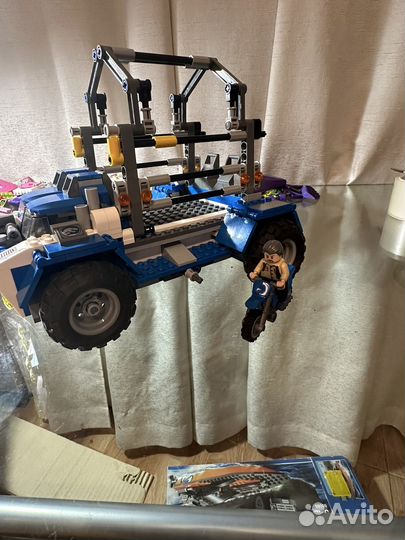 Lego Jurassic World Охота на Ти-рекса 75918