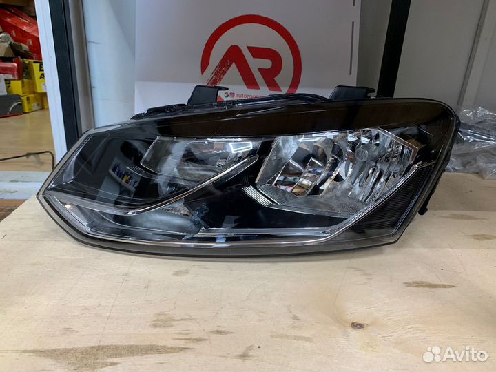 Фара передняя левая VW polo 2018-2020