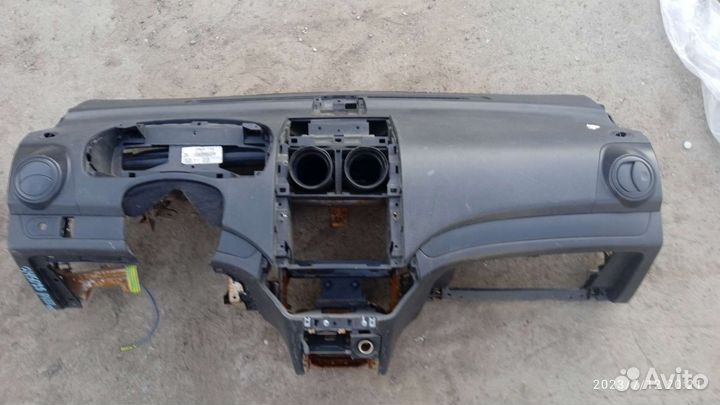 Торпедо, панель приборов Chevrolet Aveo T250