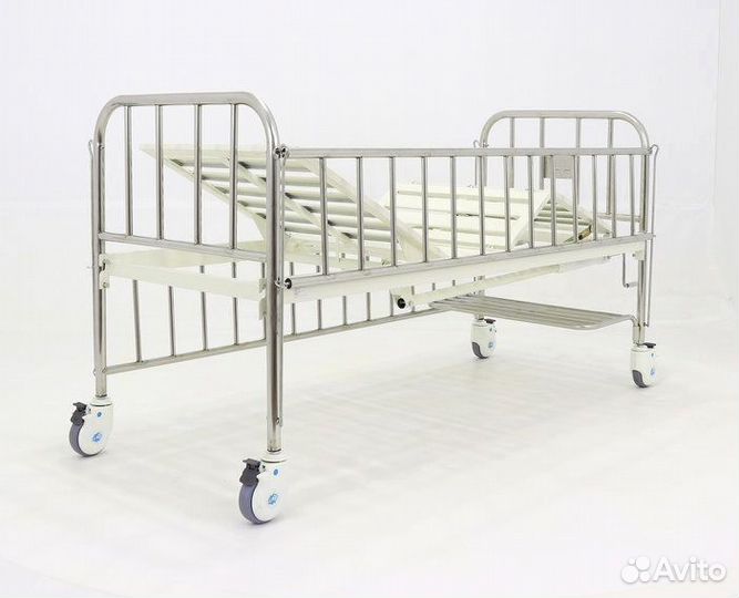 Медицинская кровать для лежачих больных