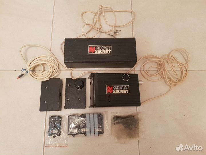 Радиоуправляемый накладной замок 