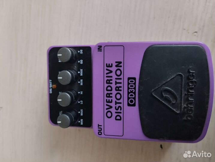 Педаль эффектов behringer overdrive/distortion