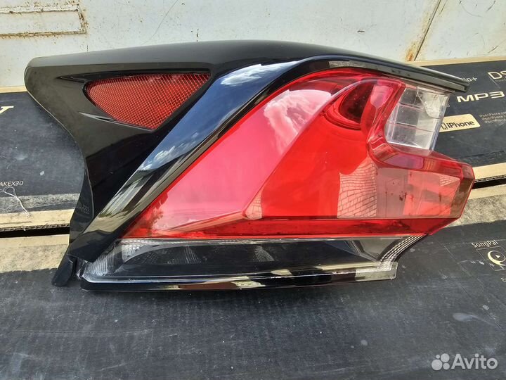 Lexus nx фонарь задний левый