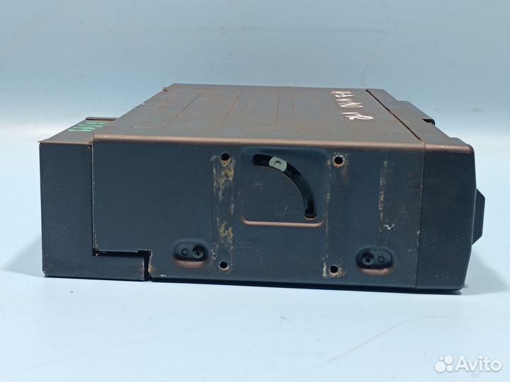 CD-чейнджер для Mercedes-Benz W140