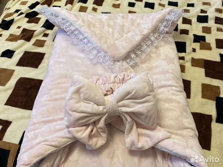 Одеяло с бантом на резинкена выписку для девочки