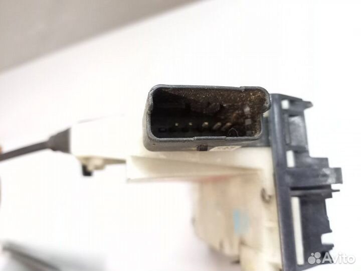 Замок двери передний правый Citroen C4 B7 2015