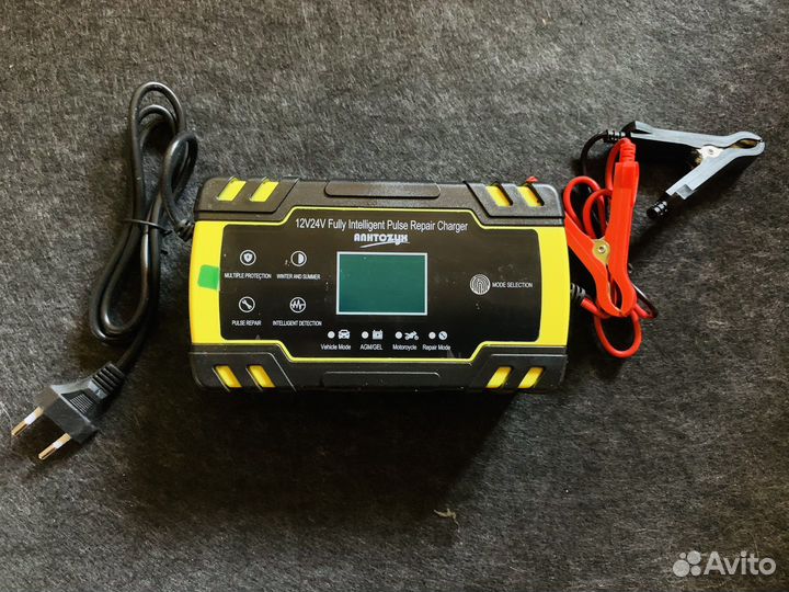 Импульсный автоматический зарядник акб 12-24v